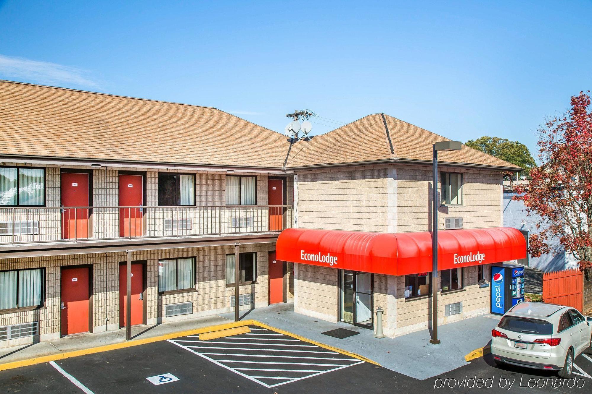 Red Carpet Inn Норуолк Экстерьер фото